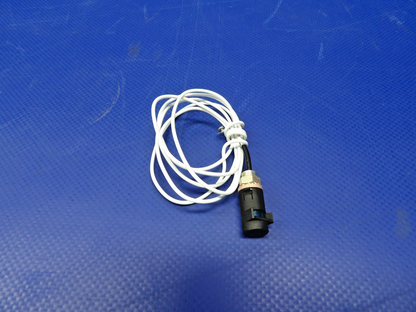Beech King Air 90 / 100 Grimes Post Light Fixture A-4896A-1-24 NOS (0426-1271)5