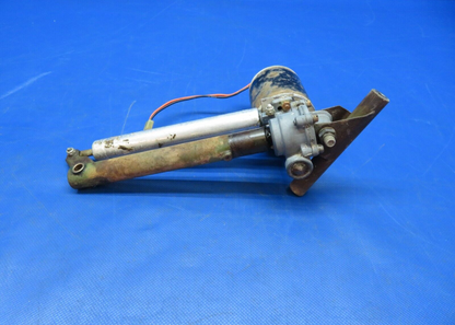 Cessna Redmond Motor Electric Flap Transmission & Motor 2313Q TESTED (1024-129)