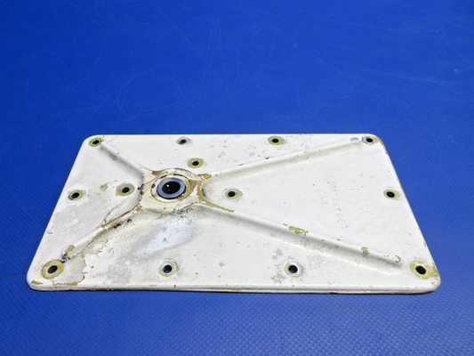 Piper PA-31T1 Nose Gear Drag Link Attachment Bracket LH P/N 40325-00 (0626-801)0