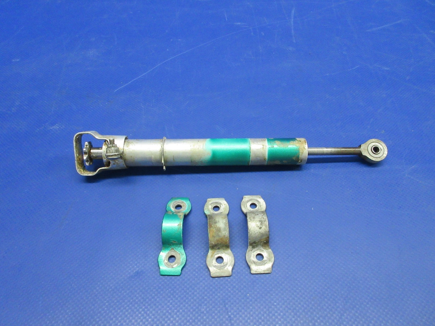 Cessna 310 / 310I Rudder Trim Tab Actuator P/N 0310293-7 (0326-888)0