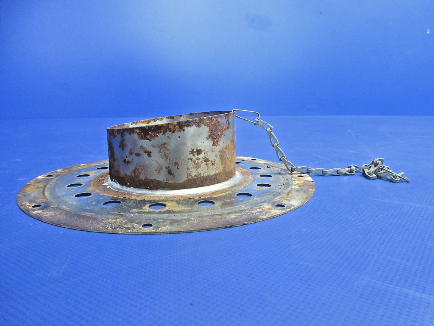 Cessna 310 /  310N Fuel Filler Node P/N 0721303-4 (0826-418)7