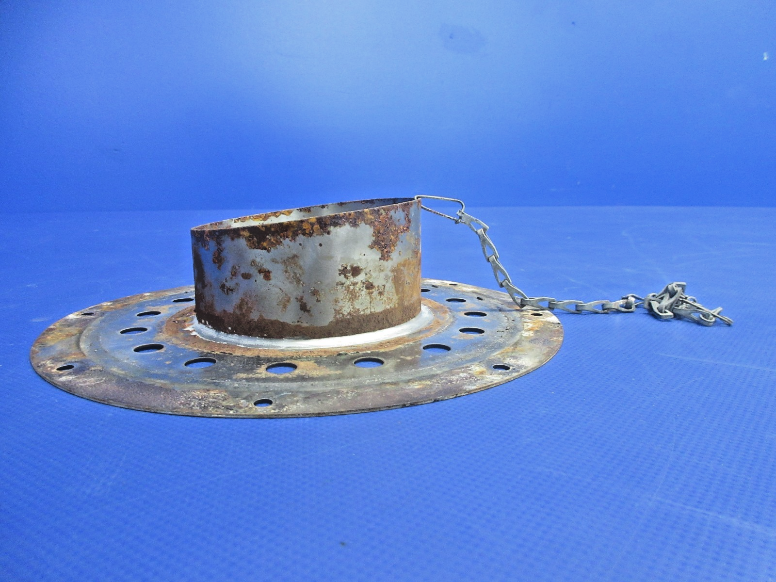Cessna 310 /  310N Fuel Filler Node P/N 0721303-4 (0826-418)7
