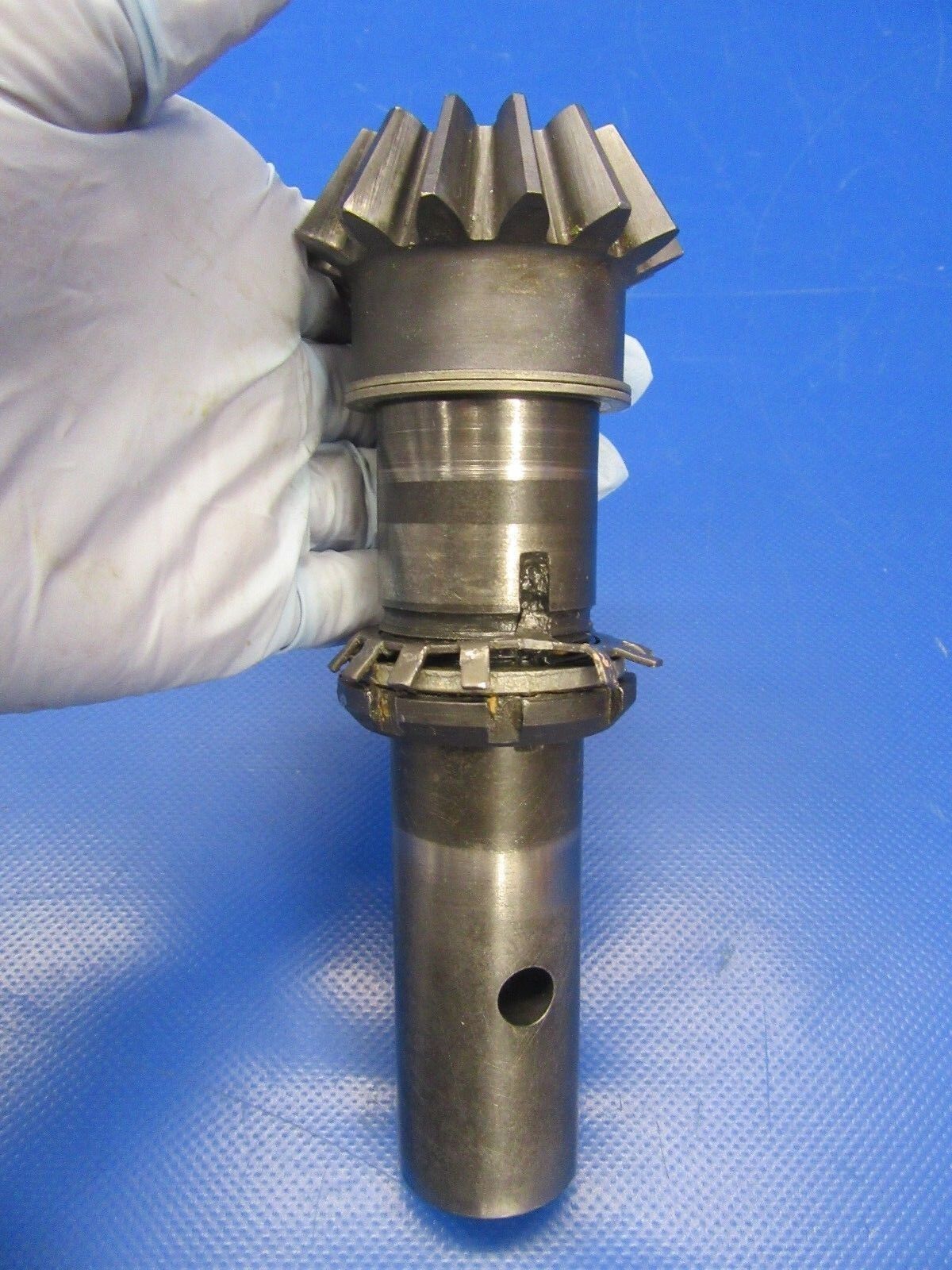 Cessna 177RG Cardinal Pinion Sector Gear Support P/N 2081001-8 (0718-126)