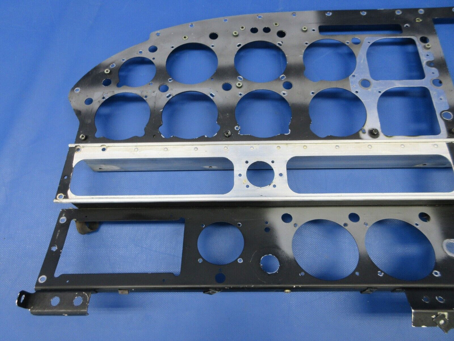 Piper PA-28-161 Warrior Instrument Panel Assy P/N 79329-02 (0824-2122)
