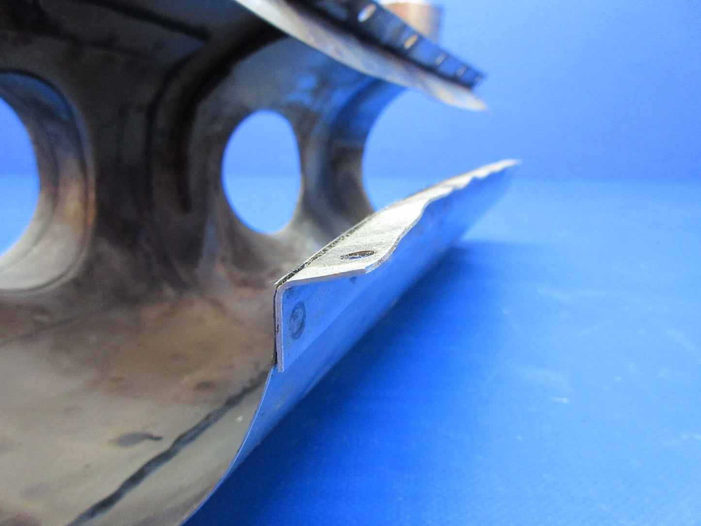 Elano Corp Muffler Shroud P/N 099001-040 (1124-1374)10