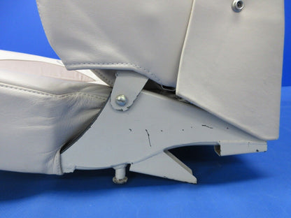 Piper PA-32RT-300T Center Aft Facing Seat Assy LH P/N 37799-02 (0924-1420)
