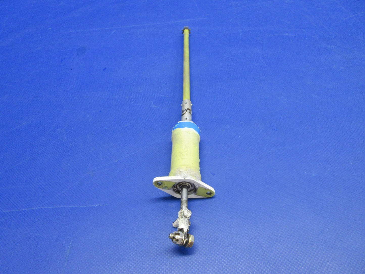 Beech D95A Travel Air Elevator Trim Tab Actuator RH P/N 45-524565-5 (0326-736)9