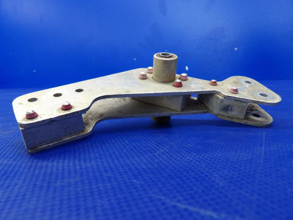Mooney M20 / M20E Aileron Bellcrank P/N 7263 (0826-1334)7