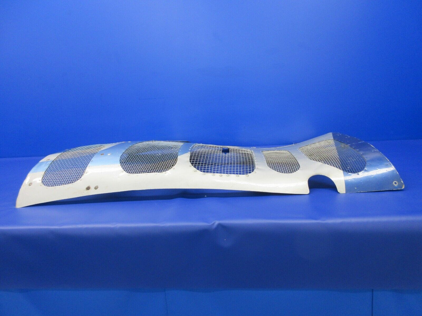 Bell 47J-2 Helicopter Fuselage Cowl LH P/N 47-340-207-225 (1124-1416)