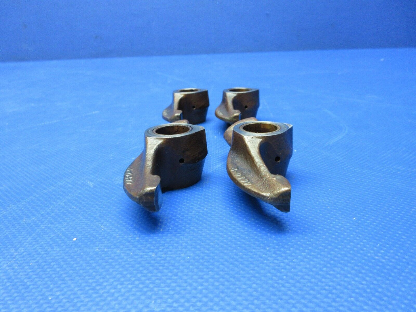 Lycoming IO-360-A1B6 Intake Valve Rocker Assy w/ Shaft 71266 LOT OF 4(0724-1425)
