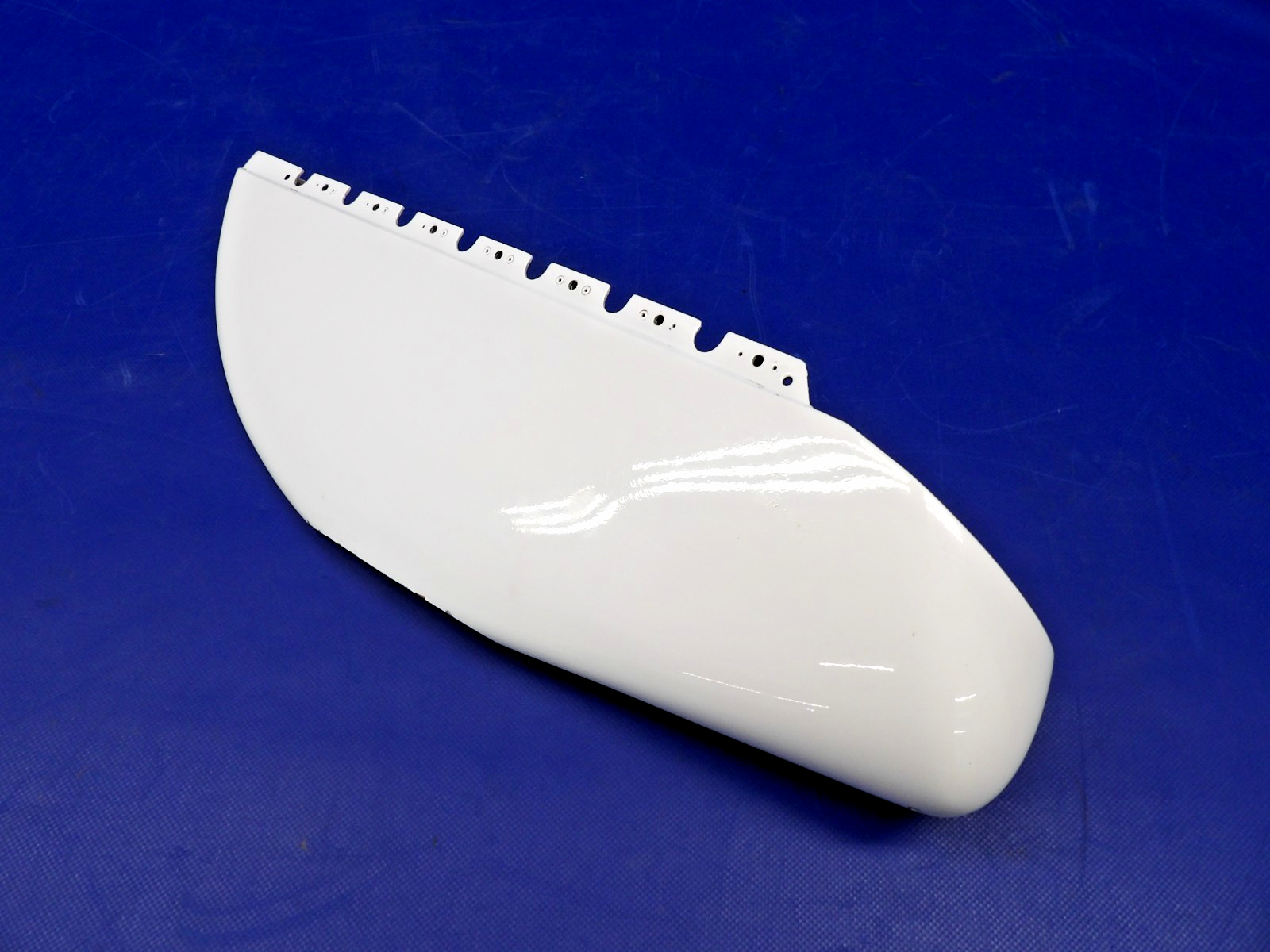 Cirrus SR20 / SR22 Rudder Bottom Fairing P/N 20917-003 (0426-1314)6