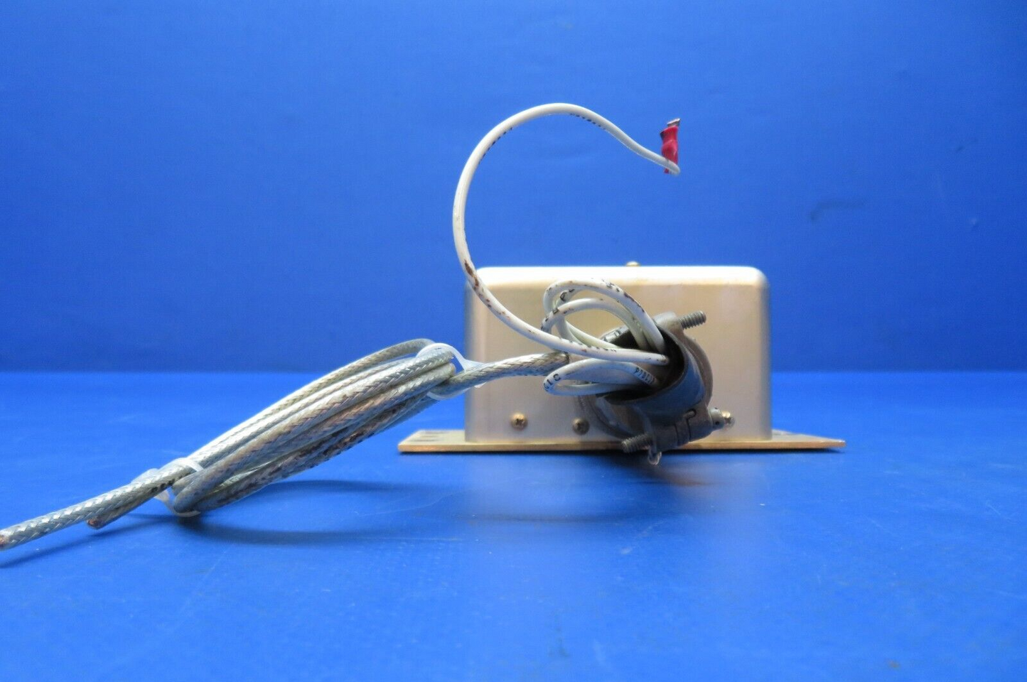 Lamar Voltage Regulator 28V P/N 36-380096-1 (0523-1027)