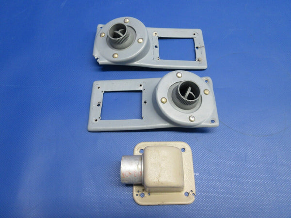 Beech 19A Musketeer AFT Outlet Escutcheon Plenum LH &RH 169-554009-9 (0424-1313)