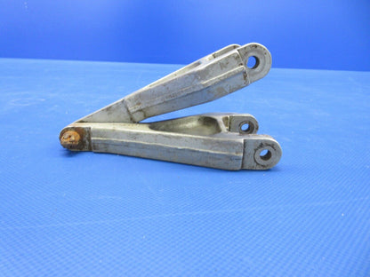 Piper PA23 Aztec Nose Gear Scissor & Bushing Assy P/N 752-914 (0324-718)
