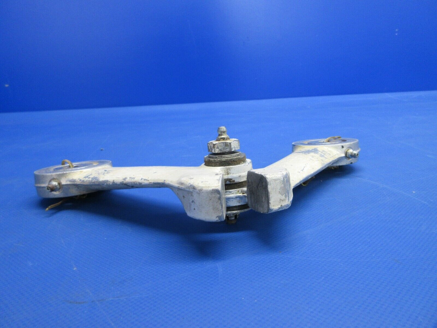 Piper PA-28 MG Torque Link Assy P/N 65619-00 (0624-755)