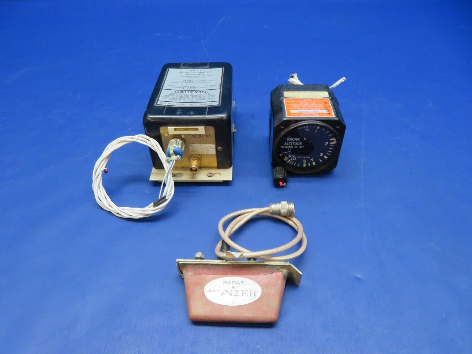 Bonzer Radar Altimeter, Antenna & Transmitter 10-30v P/N 104-0064-02 (0426-108)0