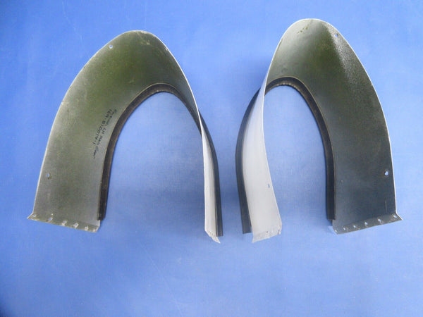 Beech C23 Sundowner Main Gear Fairing LH & RH P/N 169-810014-1 & -2 (0724-939)