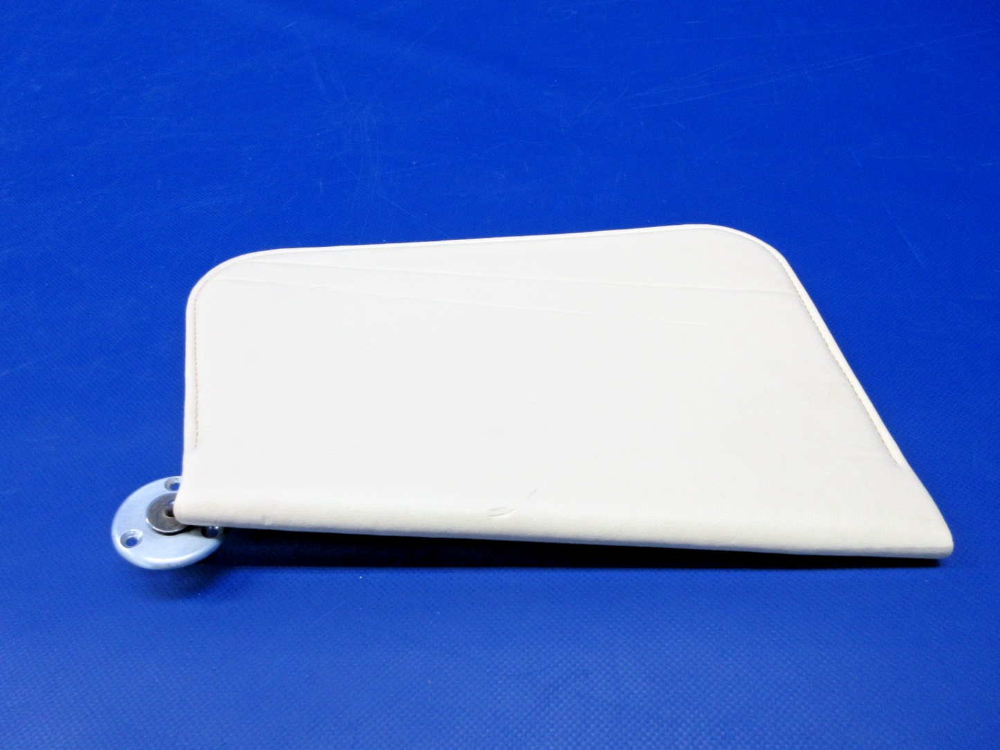 Beech 95 / D95A Travel Air Sun Visor Set P/N 35-534406-71 (0326-844)14