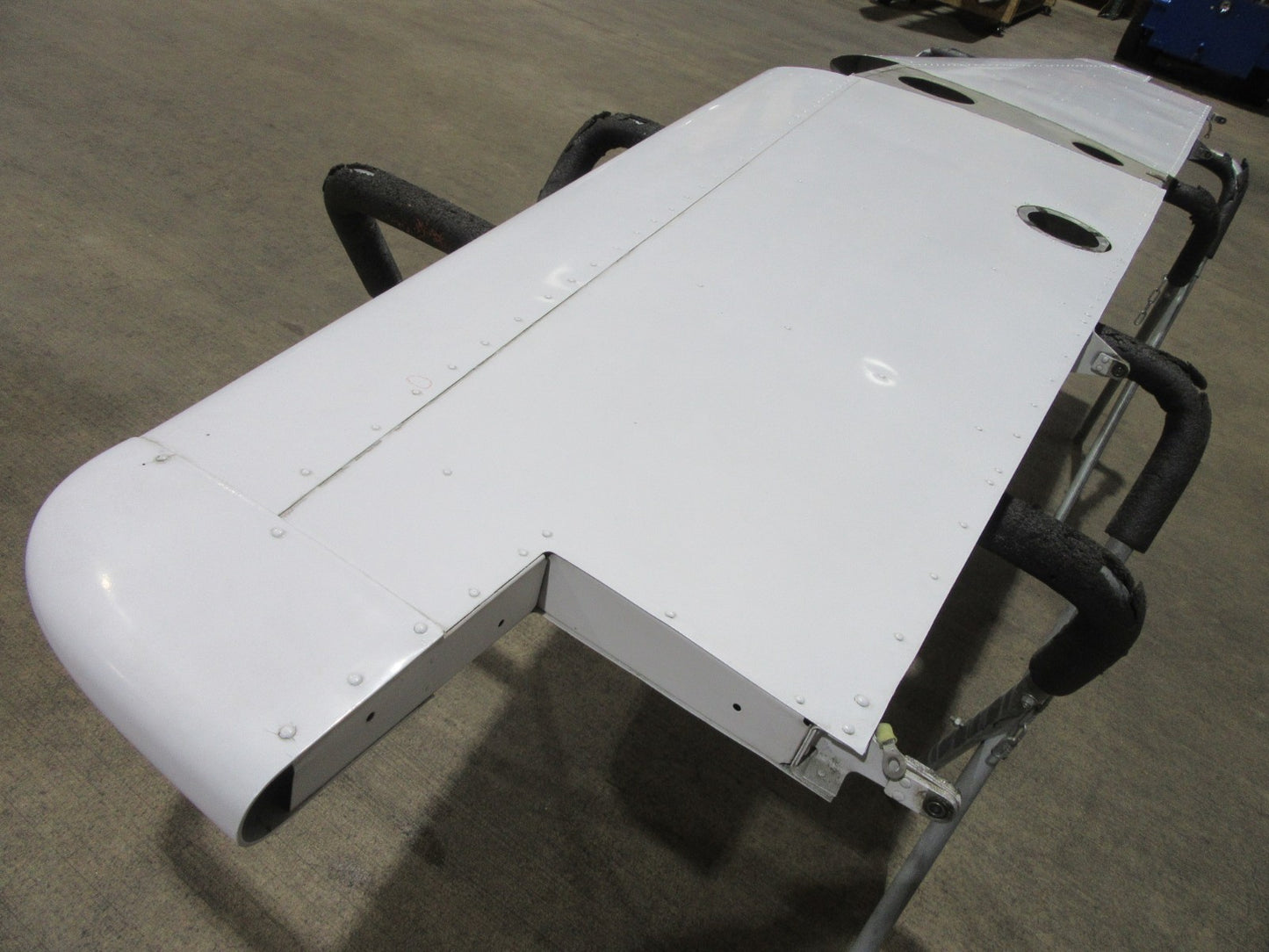 Cessna 172 / 172P / 172RG Horizontal Stabilizer P/N 2432000-201 (0326-38)20