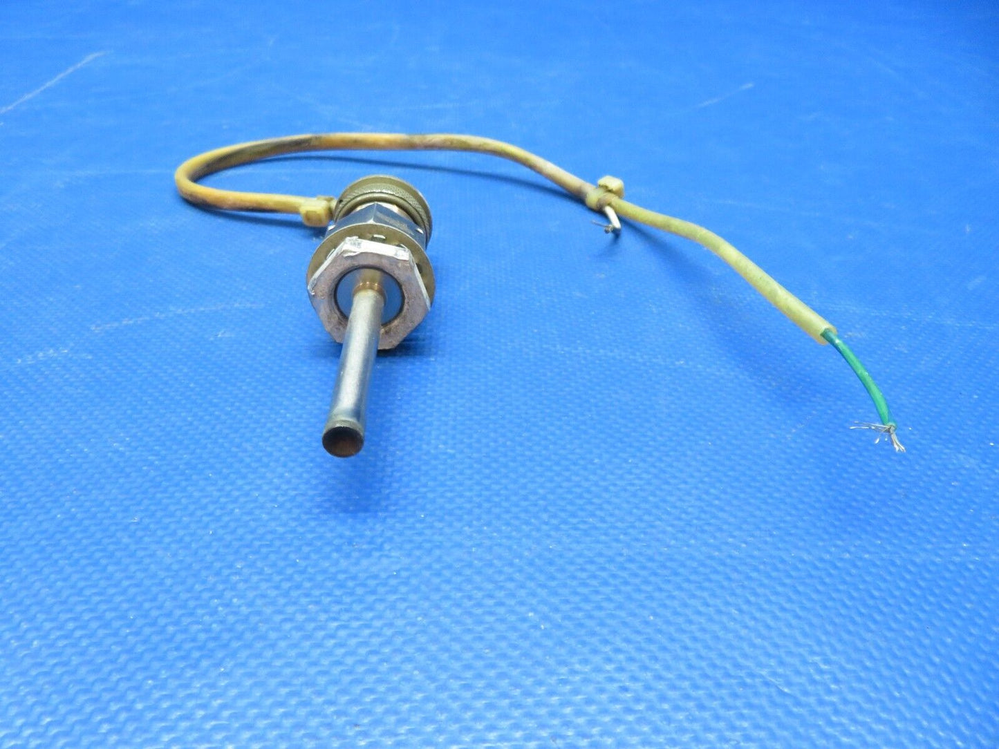Cessna 337 / P337H Skymaster Norwich Oil Temp Probe 102-00000 TESTED (0824-146)