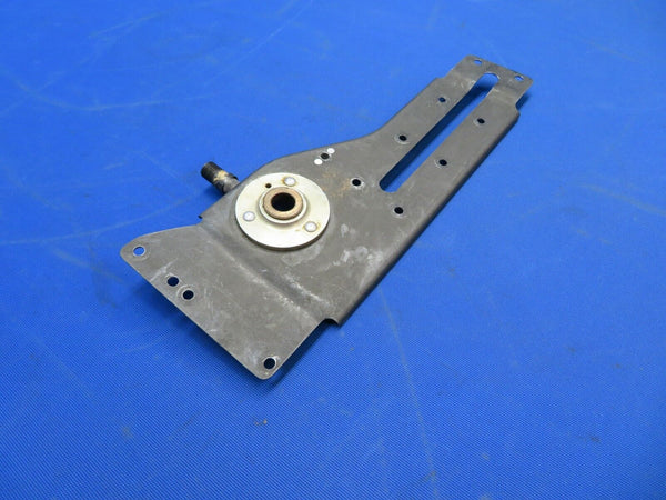 Cessna P210N / 210 Mounting Plate Assy Cabin Door P/N 2117117-1 (1020-147)