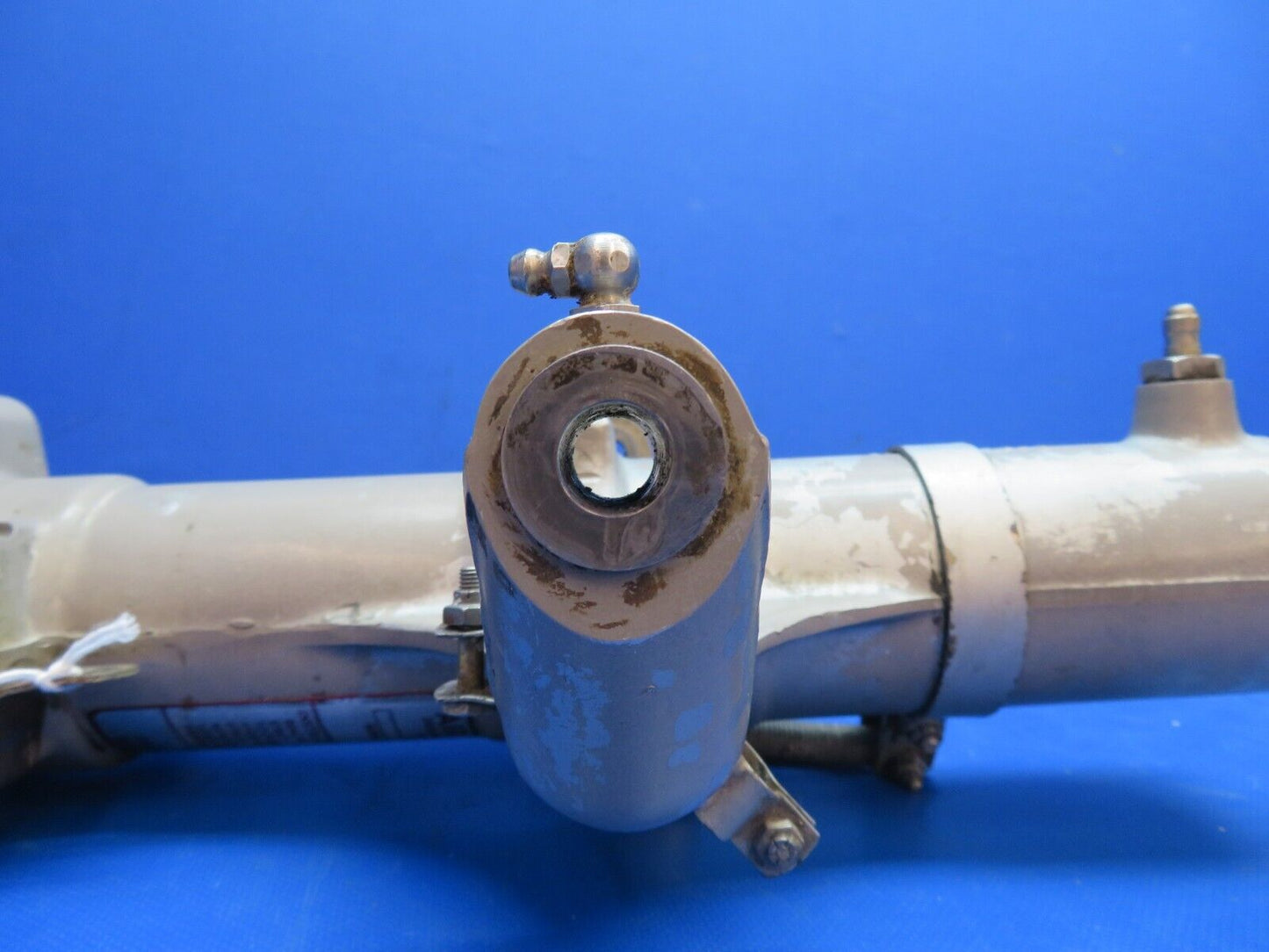 Piper PA-23-250 Aztec LH Main Gear Strut Housing 751-929, 31835-00 (0824-1771)