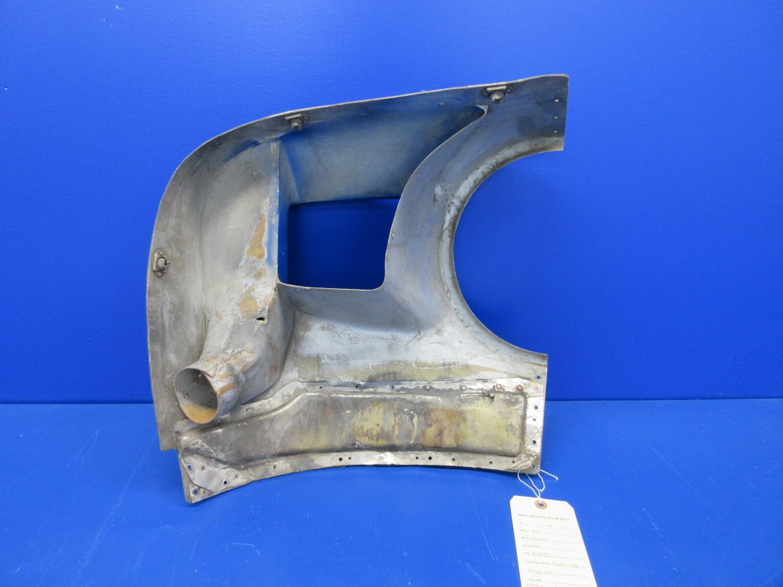 Cessna 210 Nose Cap Assembly LH P/N 1250956-1 (1223-732)1