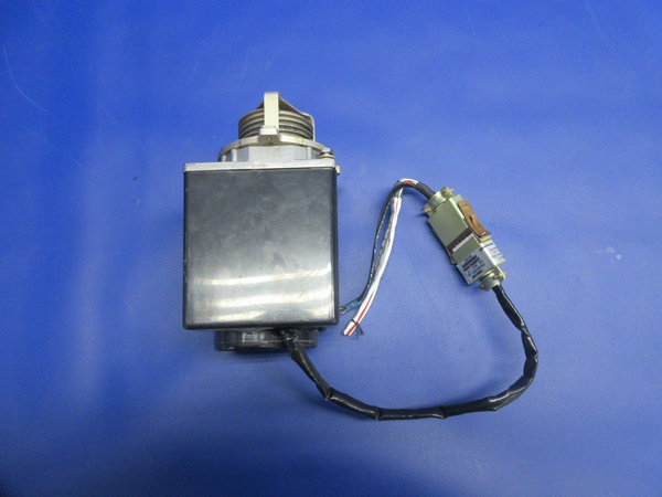 Piper PA-28-181 Archer III King Primary Roll Servo 14/28V 065-0051-08 (1224-800)