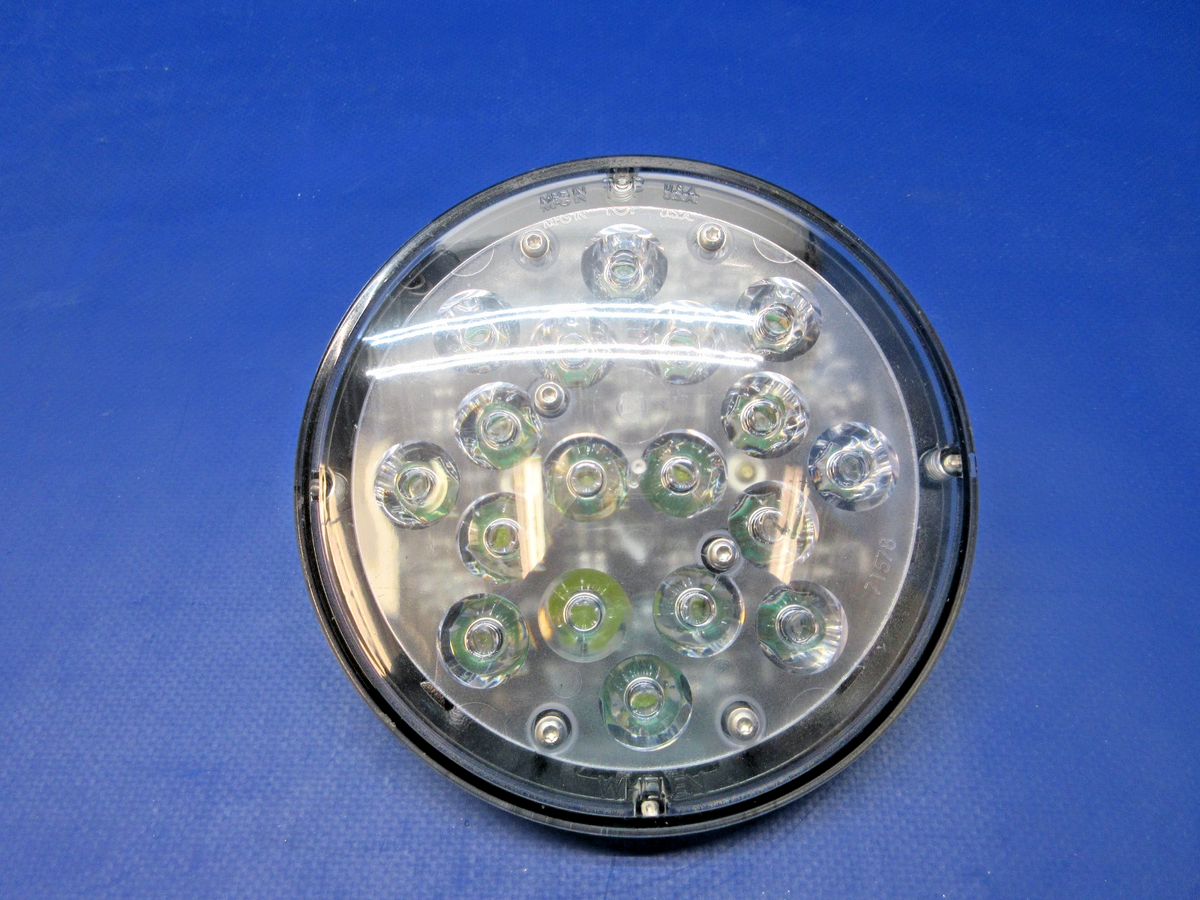 Mooney Whelen PAR 46 Series LED Light 12V P/N 01-0686911-30B TESTED (0526-920)0