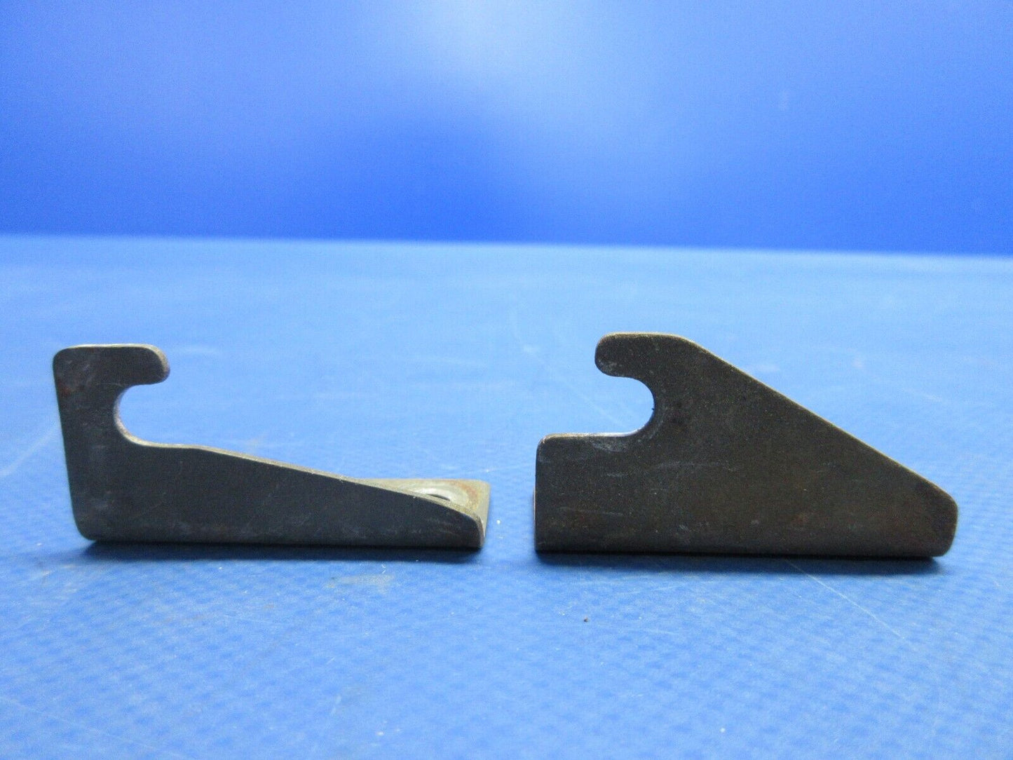 Cessna 337 / P337H Skymaster Fuel Line Bracket Assy P/N 1516045-1 (0724-742)