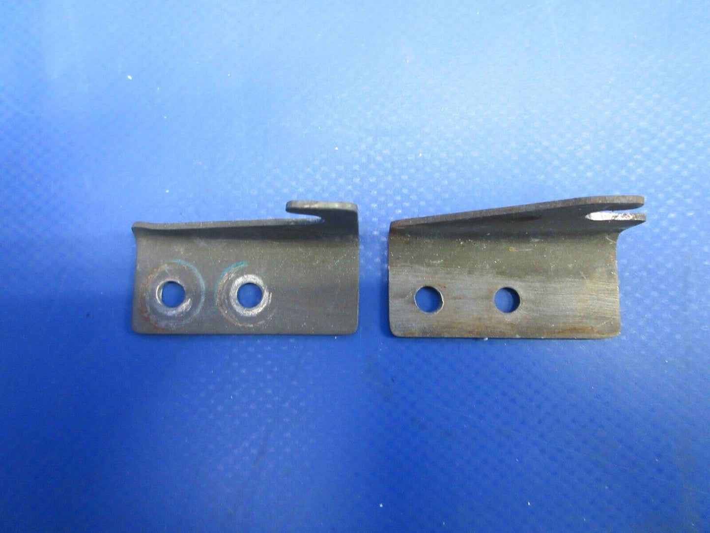 Cessna 337 / P337H Skymaster Fuel Line Bracket Assy P/N 1516045-1 (0724-742)