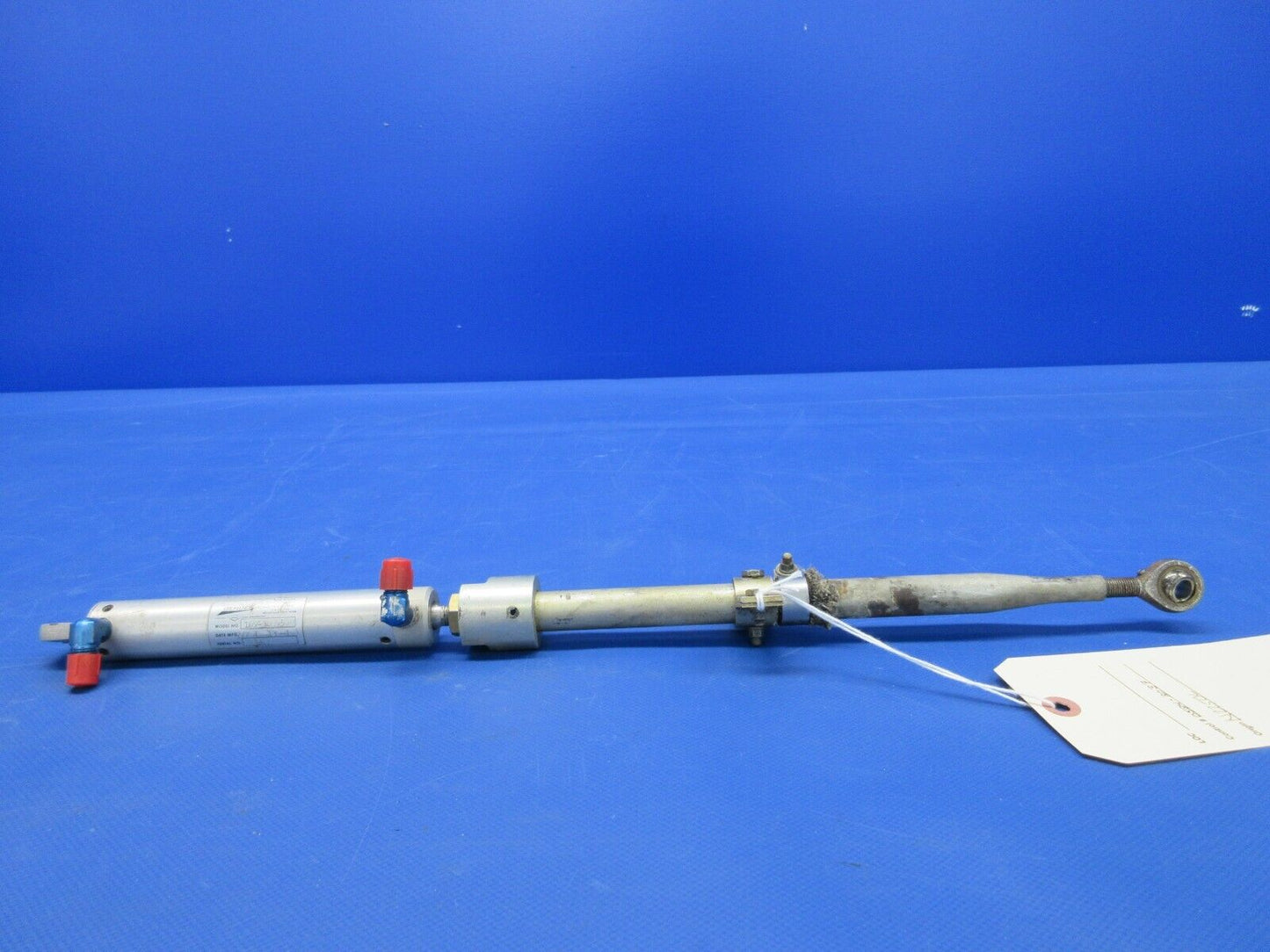 Beech C24R Sierra Nose Gear Actuator P/N 169-380050 (0524-2037)