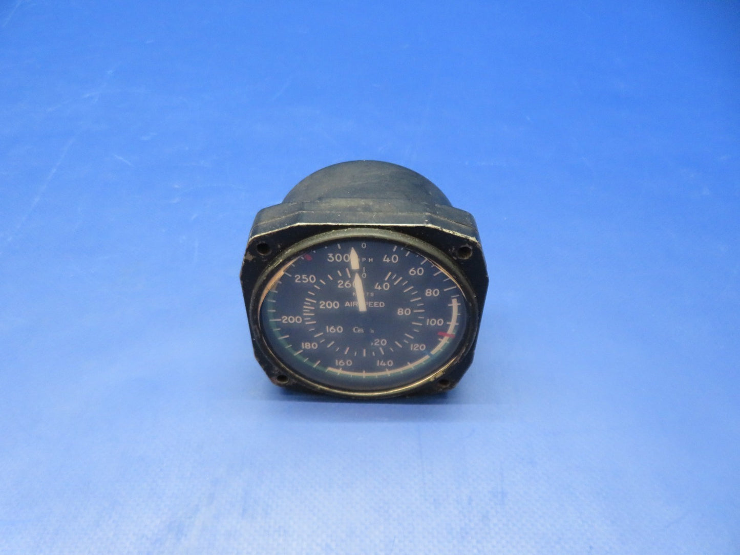 Cessna 421 Airspeed Indicator P/N CM3301-5, 402-5 CORE (0326-207)2