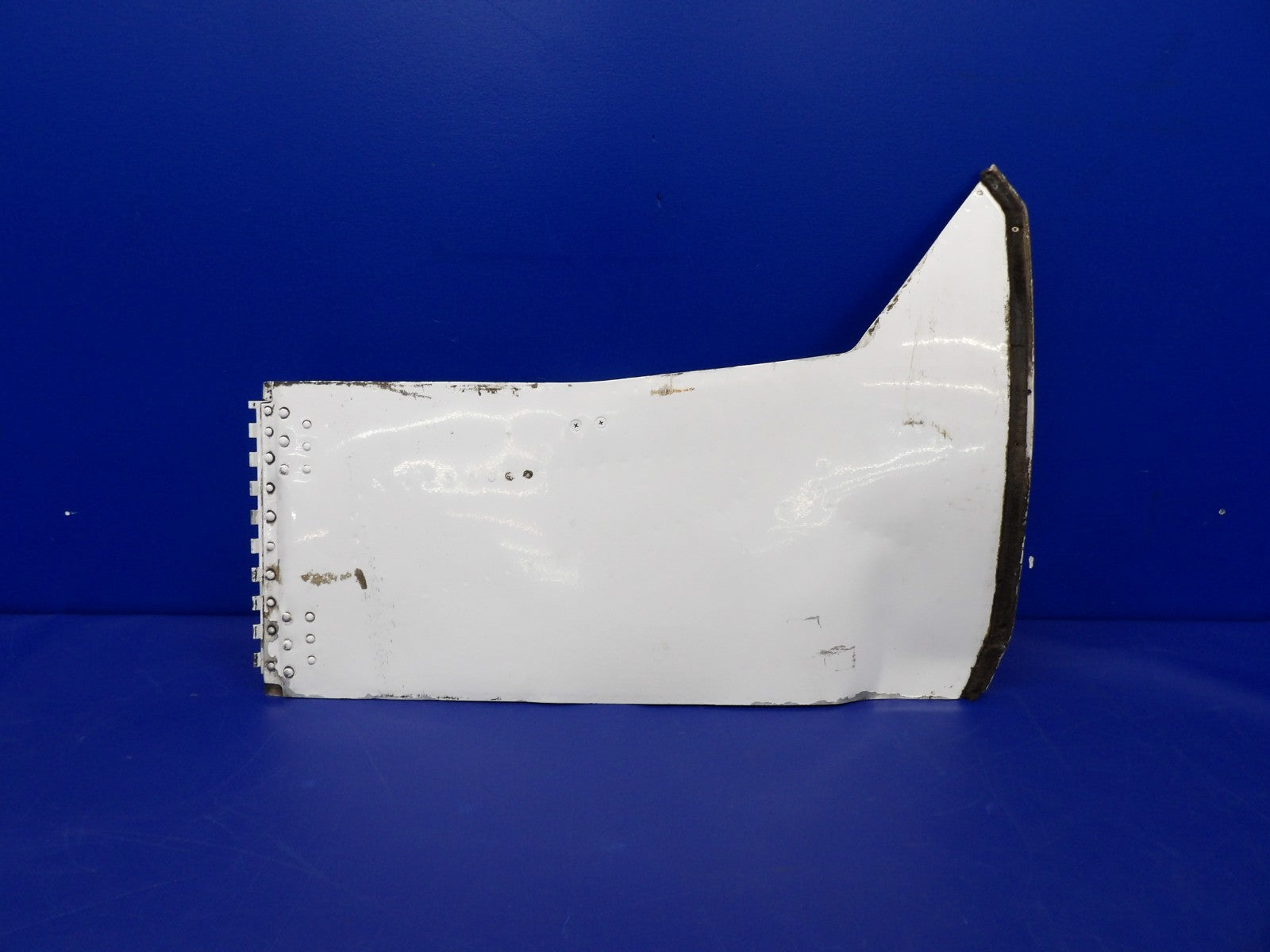 Repaired Cessna 421 Right Outboard Landing Gear Door P/N 5027000-4 (0626-2055)0