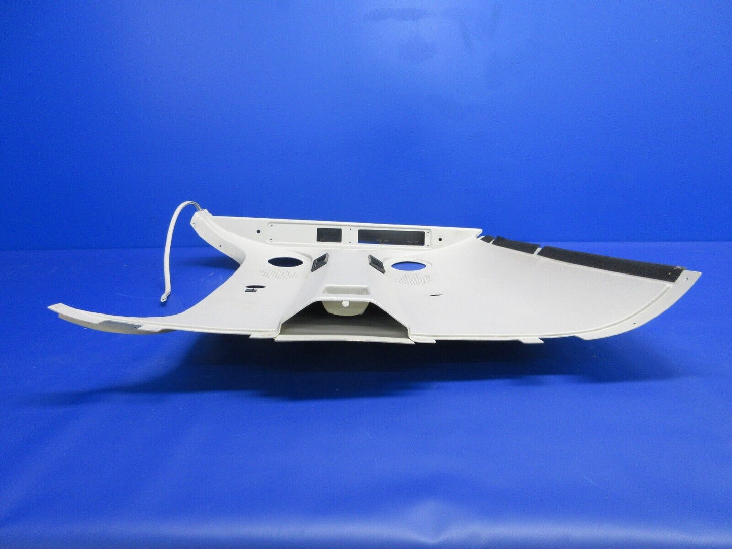 1996 Piper PA-28-181 Archer III Overhead Interior Panel P/N 84277-02 (1224-2027)