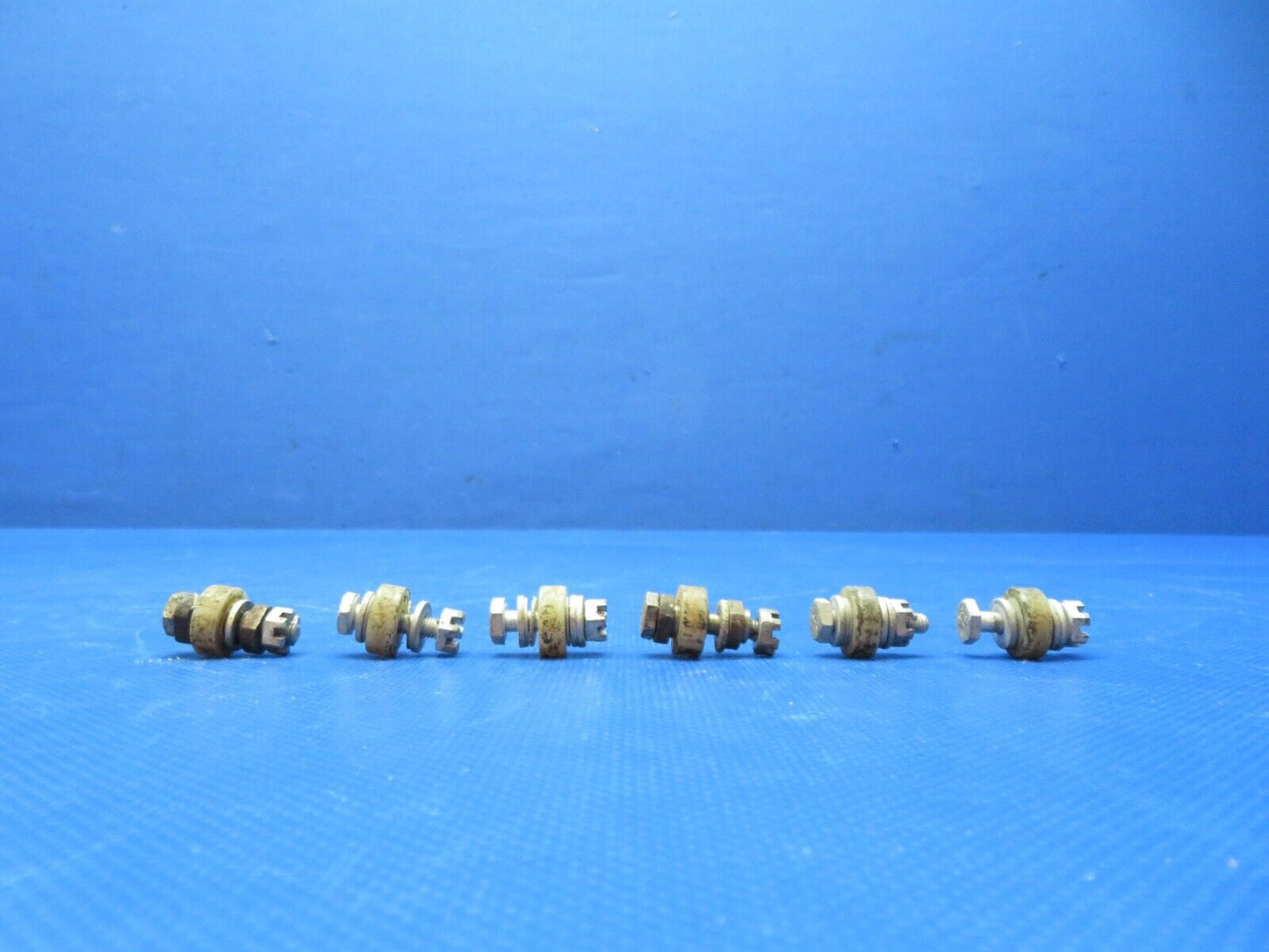Piper PA-24-180 Cherokee Yoke / Control Wheel Rollers LOT OF 6 (0424-102)