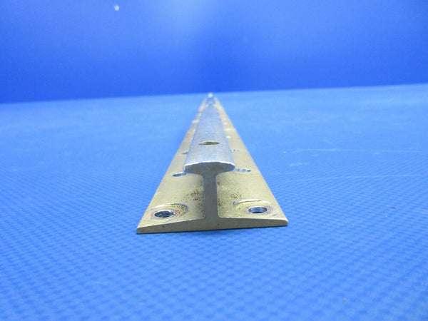 Cessna 180 / 180K Seat Rail INBD RH P/N 0711693-7 (0624-2008)