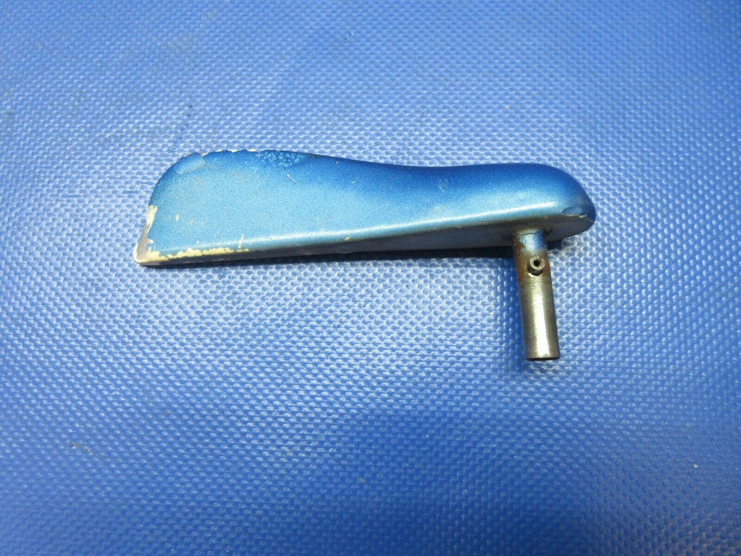 Bellanca 17-30A Viking Cabin Door Outside Handle Assy P/N 206207-20 (0924-1363)