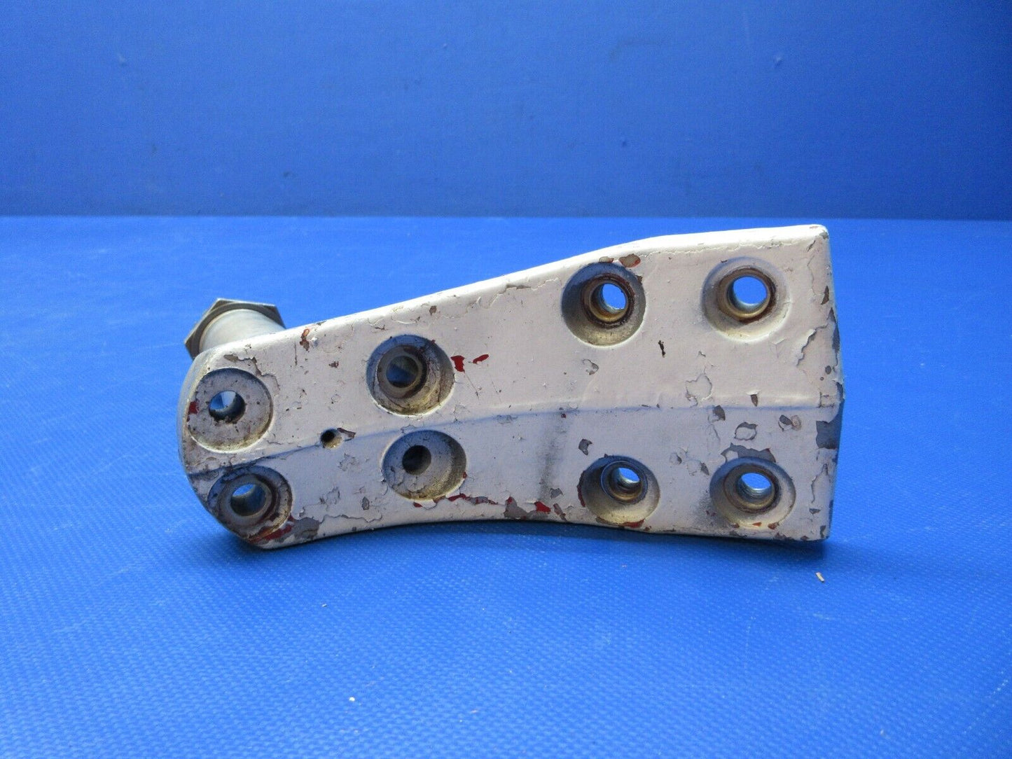 Grumman AA-1B Main Gear Axle Assy w/ Nut P/N 701042-1 (0524-1550)