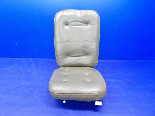 Cessna 150 Seat - Green Vinyl P/N 0400118-85 (0626-1437)0