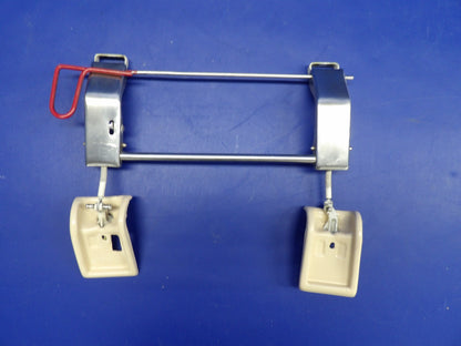 Beech D95A Travel Air RH Emergency Window Handle P/N 35-415312-4 (0226-512)1