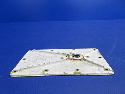 Piper PA-31T1 Nose Gear Drag Link Attachment Bracket RH P/N 40325-01 (0626-802)4