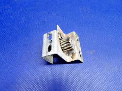Cessna 172 / 172G RH Door Latch Rotary Clutch P/N 0511262-2 (0326-1201)9