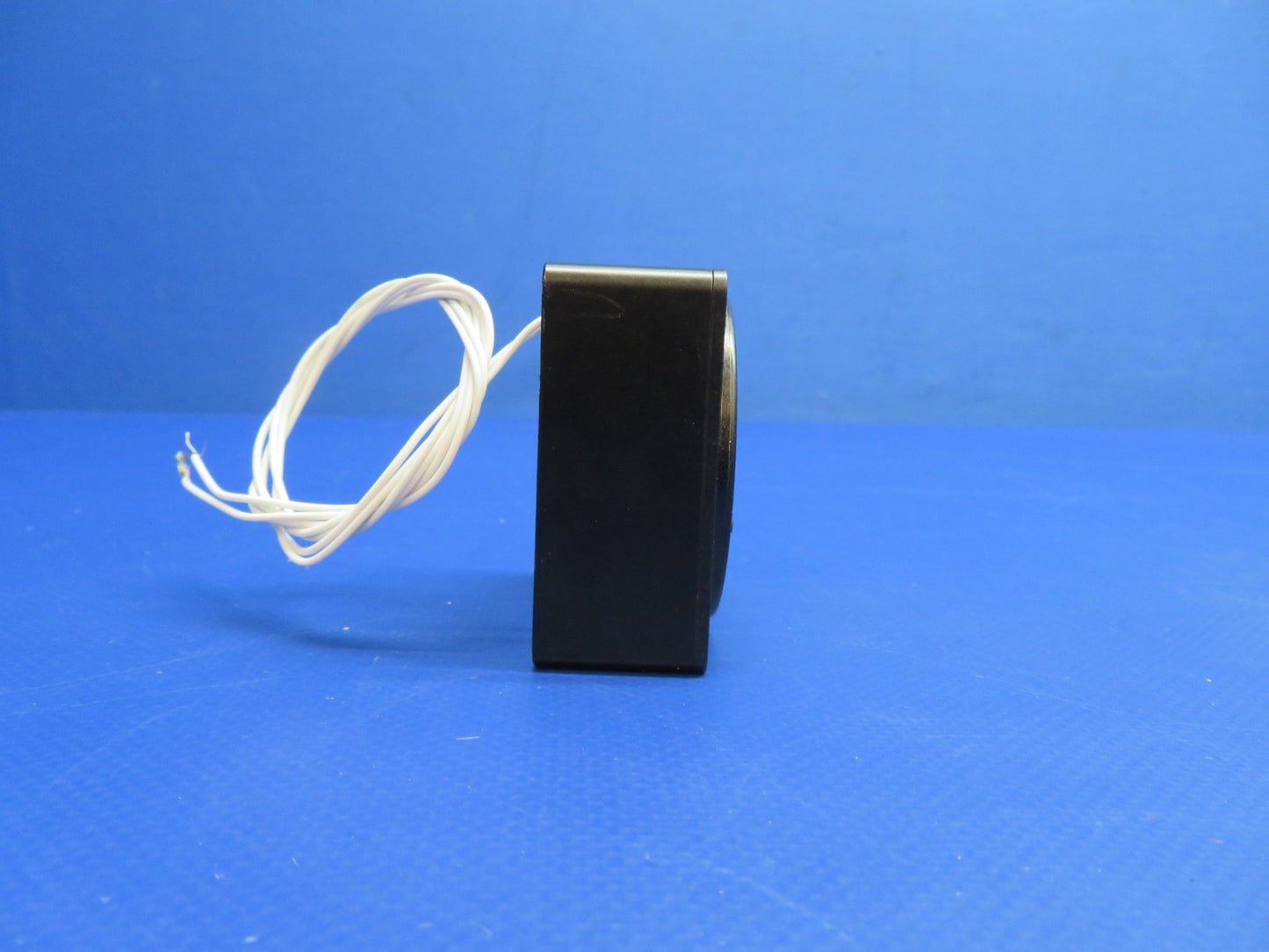 Mid-Cont. MD93H Digital Clock/USB Charge 10-32V 6420093-2 FOR PARTS (0226-1767)4