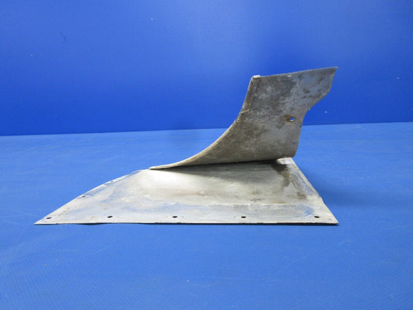 Cessna 150G Wing to Fuselage Fairing Assy LH & RH P/N 0412032-1 & -2 (0624-1441)