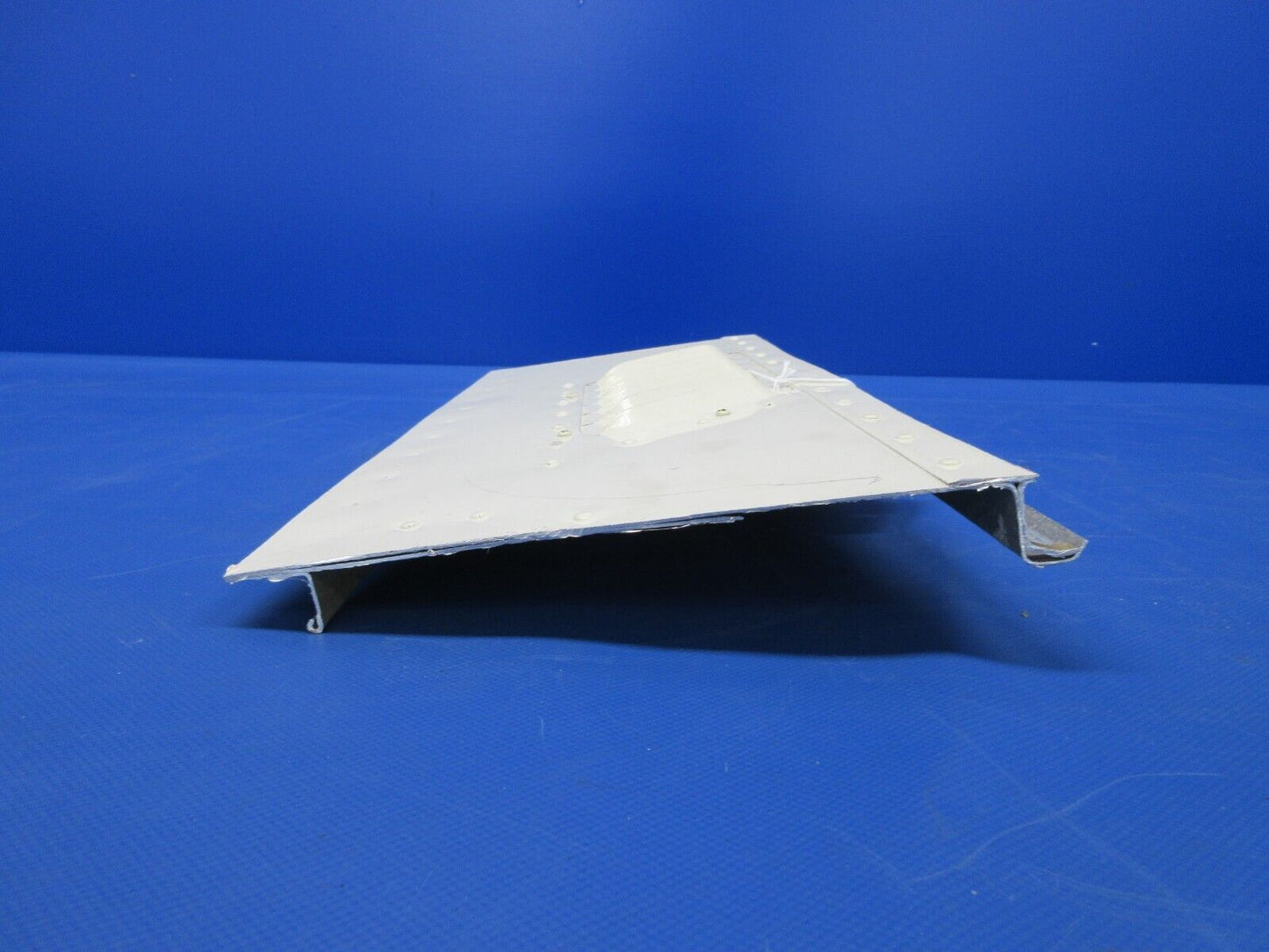 Piper PA-28-181 Archer Air Conditioning Exhaust Louver LH 99559-00  (0524-1058)