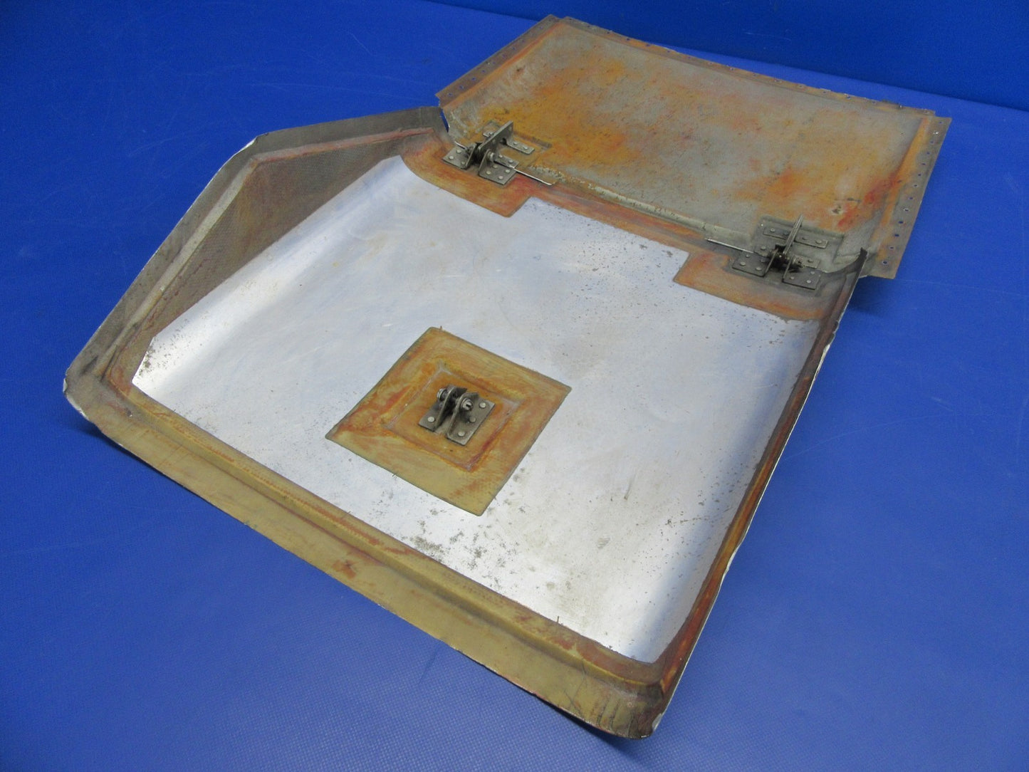 Beech 60 / A60 / B60 Duke Cowl Flap P/N 60-910022-635 (0426-08)5