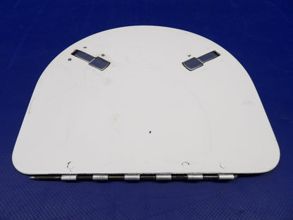 Cirrus SR22 Oil Filler Door P/N 20175-001 (0926-1211)3