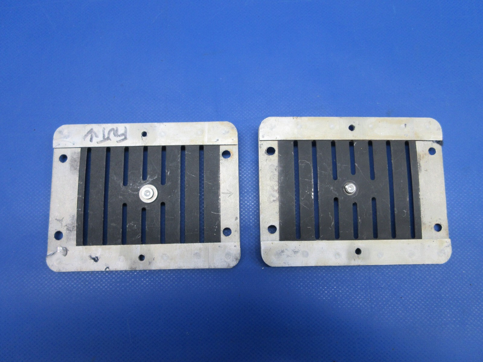 Piper PA-23-250 Aztec Air Outlet Grill Assy P/N 18798-00 LOT OF 2 (0624-836)3