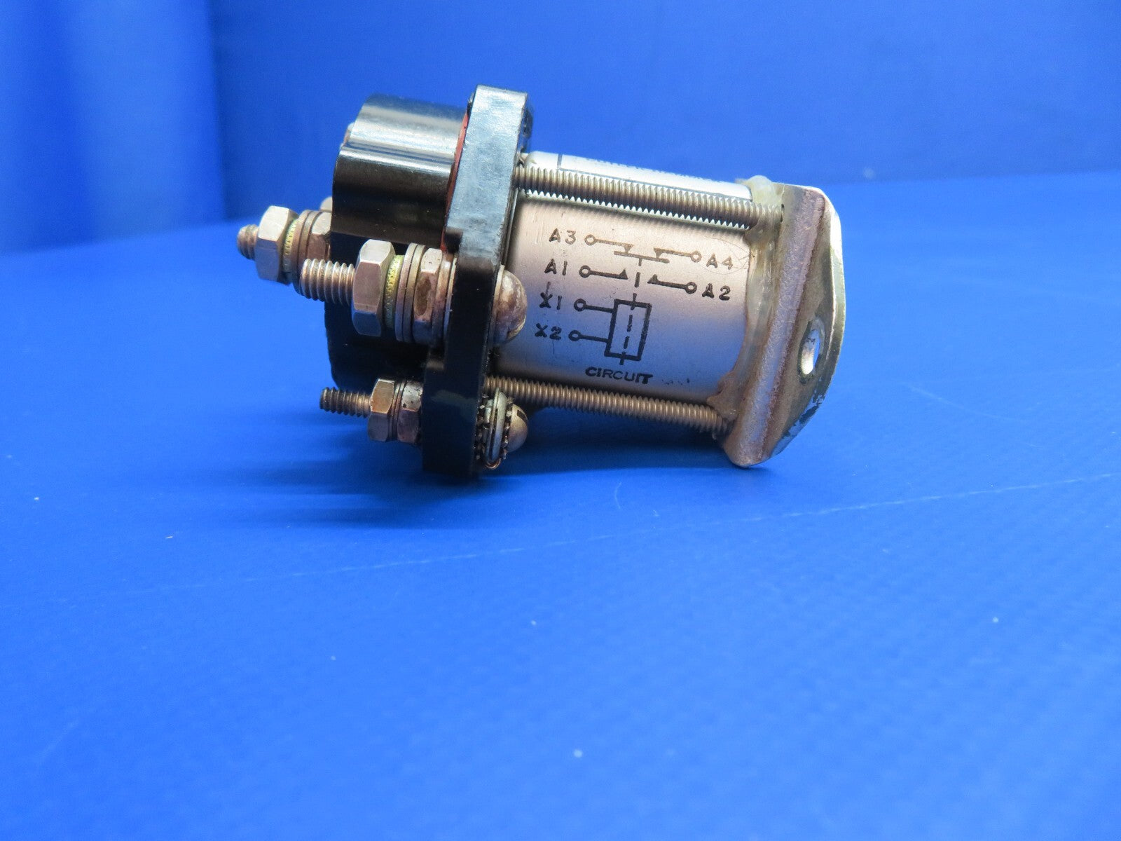 Cutler Hammer Relay 50 Amp 28 Volt P/N MS24187-D1  (0922-923)2